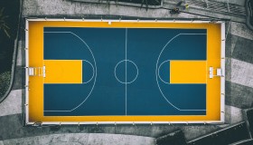 bet365官方方-铁幕与利刃，德罗巴凯恩70分钟激战篮网，胜负难料